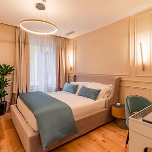 Trevi Imperial Suite 3